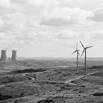 Wind and NPP in France Франція презентувала оновлену енергетичну стратегію із акцентом на атомну та відновлювану енергетику